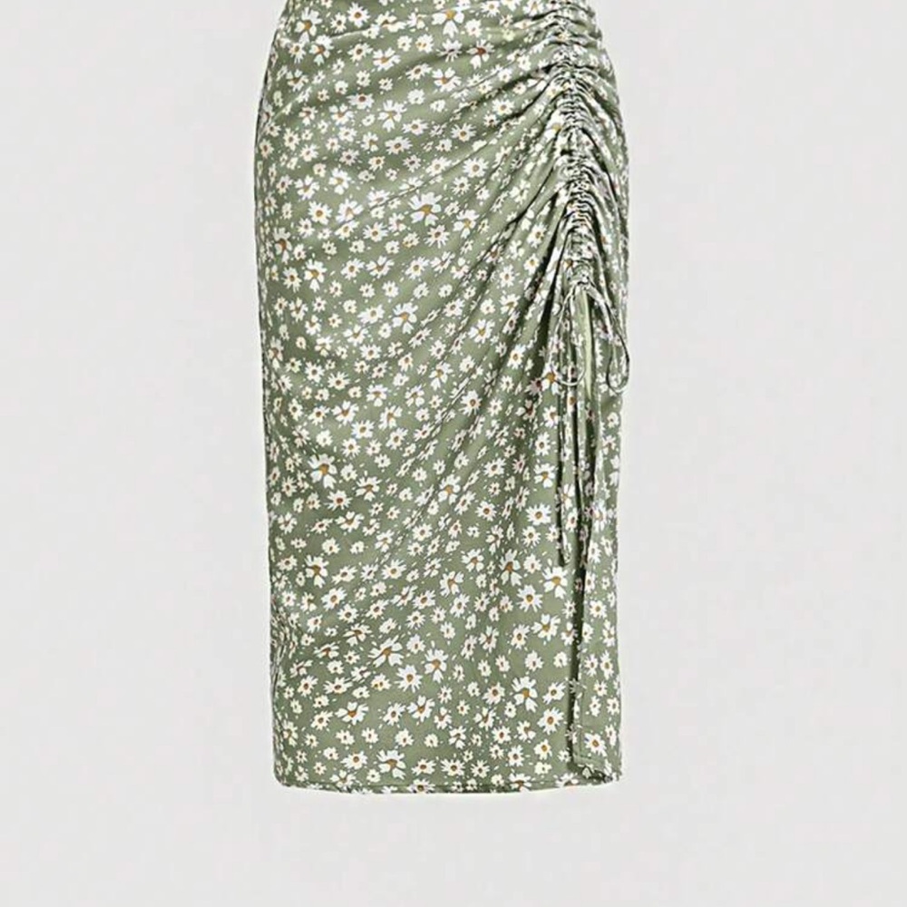 SHEIN Green and White Ruched Pencil Skirt